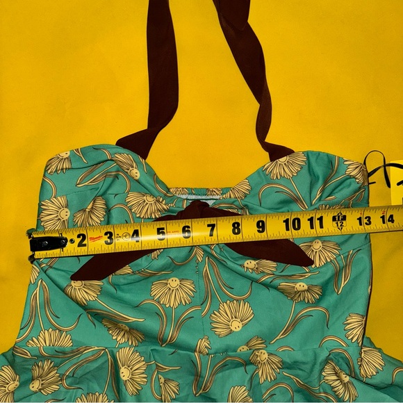 Smiley x Unique vintage halter top - Picture 6 of 6